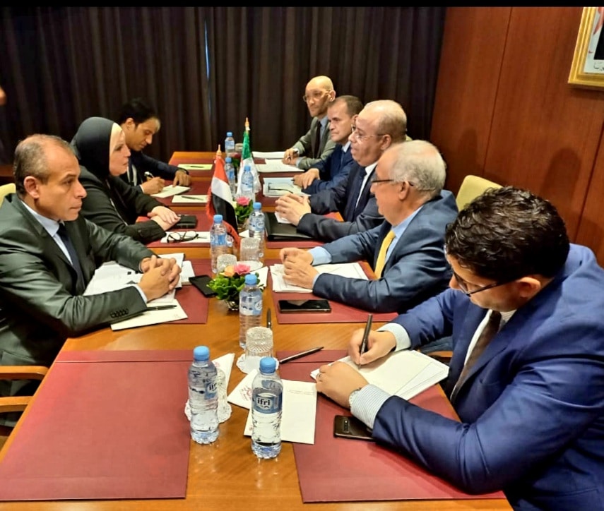 المشاط تشيد بالتقارب بين مصر والجزائر على مستوى العلاقات الاقتصادية بدعم قيادتي البلدين الشقيقين 1 تعاون بين مصر والجزائر1709634964