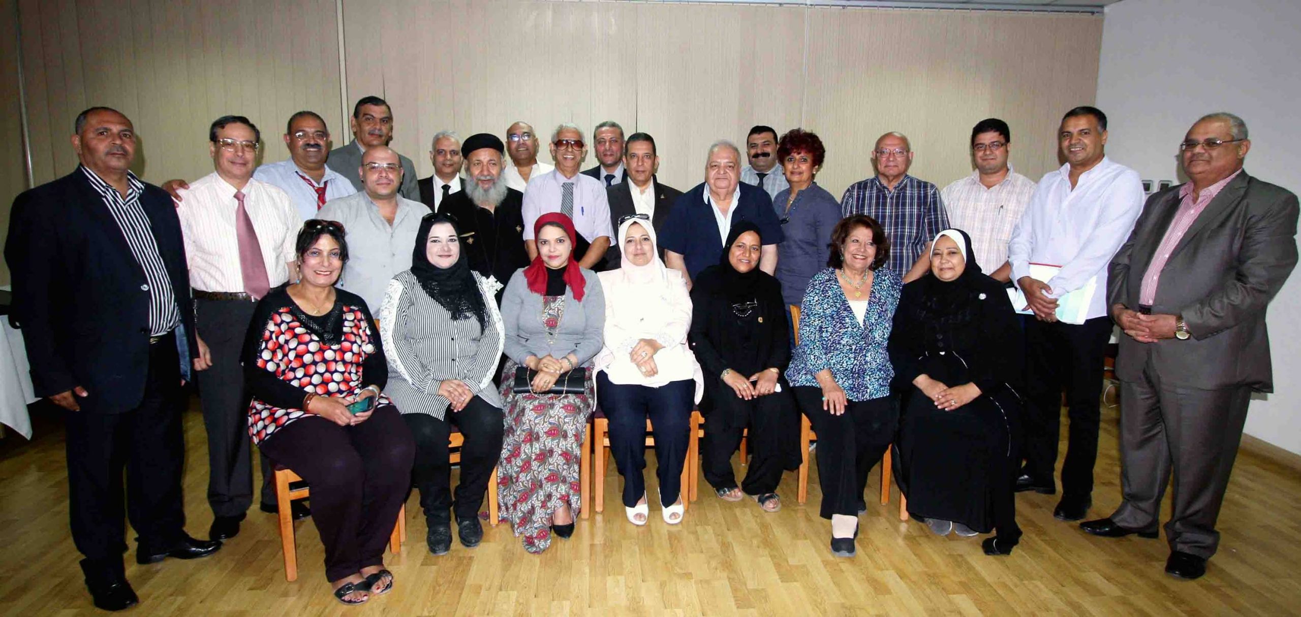 لجنة التعليم ببيت العائلة المصرية تعقد اجتماعا بالمركز الثقافى القبطى الأرثوذكسى1714046823 scaled