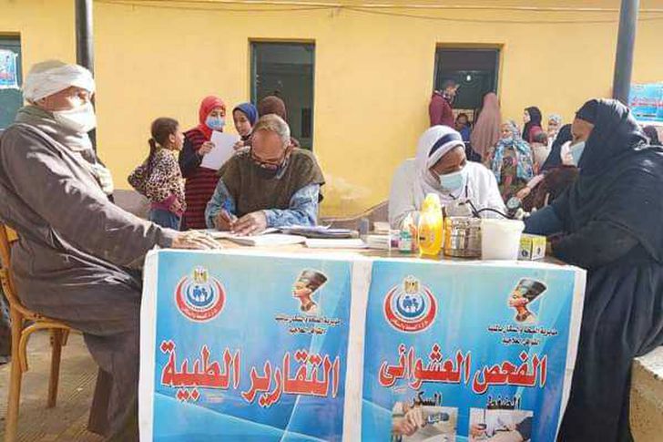صحة الإسكندرية: خدمات علاجية لـ 1529 مواطنا ضمن مبادرة "حياة كريمة" 1 1607509683 01713641643