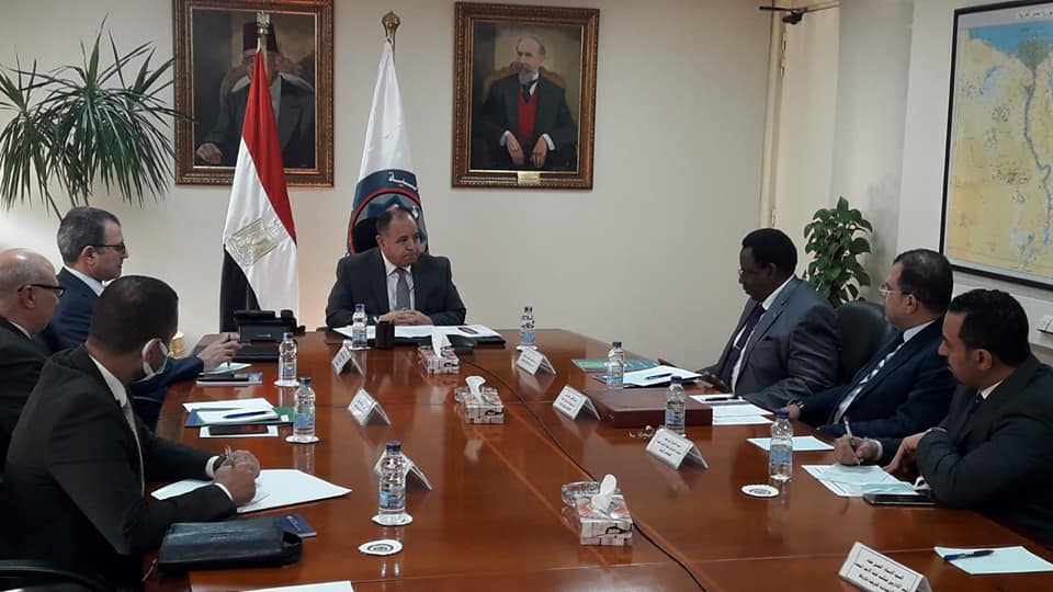 وزير المالية بالسودان: البلاد لن تتعرض للمجاعة والمخزون الاستراتيجي من السلع مطمئن 1 08 41713453368
