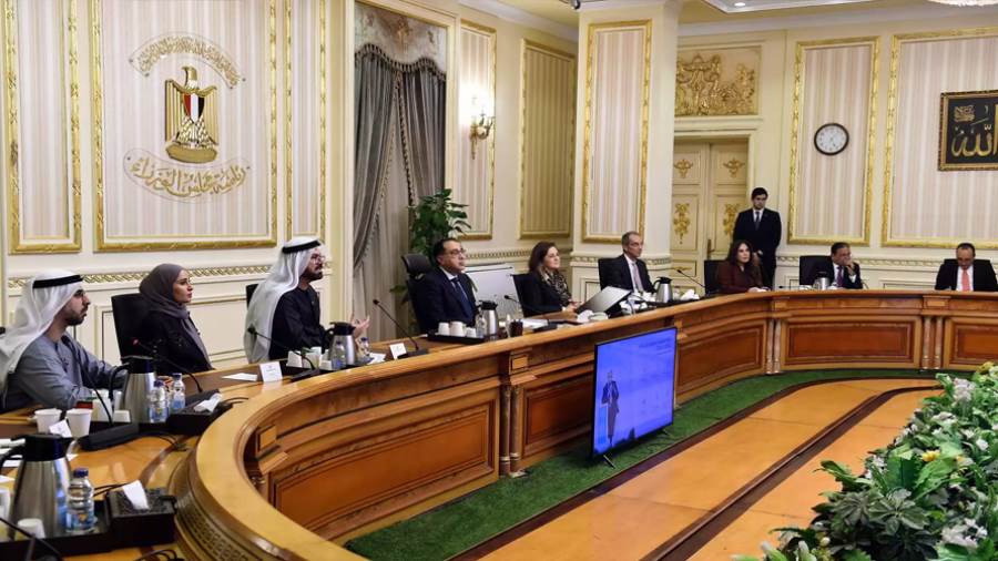 مدبولي يبحث مع مسئولين إماراتيين خطط التوسع المستقبلية في مجال النفط والغاز 1 10471561713789367