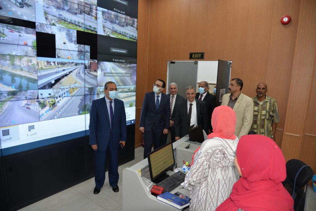 محافظ الإسماعيلية يتابع العمل بالشبكة الوطنية للطوارئ والسلامة العامة ويطمئن على سير العمل 1 19 2022 637871090754307092 4301712758448