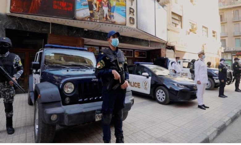 وزارة الداخلية تواصل تأمين احتفالات المواطنين بعيد الفطر المبارك 1 202205010109319311713014104
