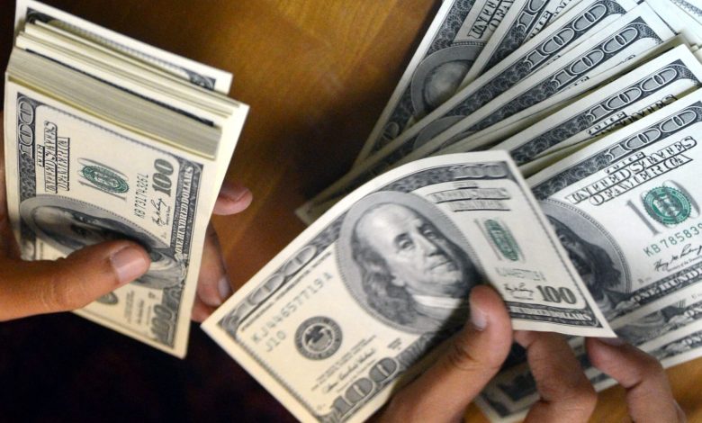 استقرار أسعار صرف الدولار مقابل الجنيه وتراجع "اليورو" و"الإسترليني" في بداية التعاملات 1 2093541713688030