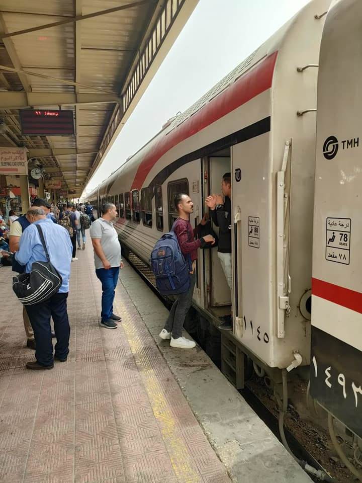 وزير النقل يتابع انتظام العمل وتقديم خدمات مرافق النقل والمواصلات للمواطنين في أول أيام عيد الفطر 1 22 202205021516571712755263