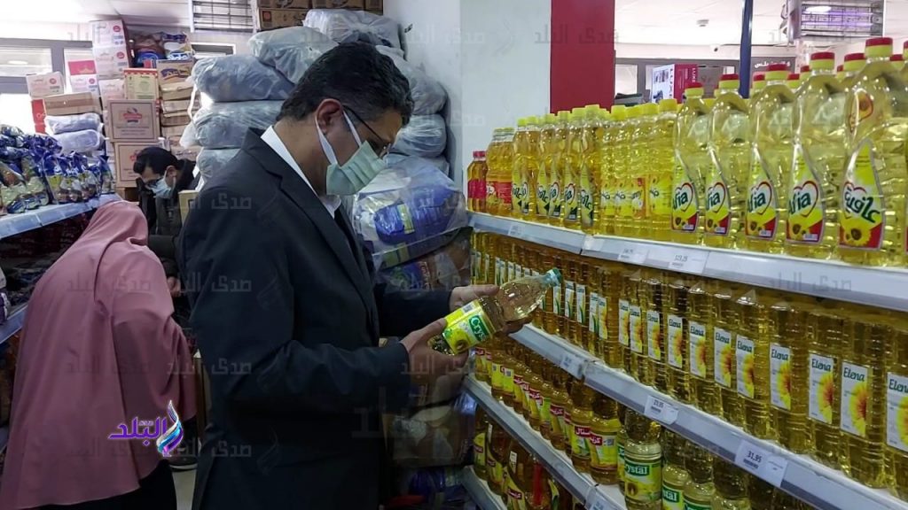 وكيل "تموين القليوبية" ورئيس جهاز العبور يبحثان ضبط جودة وأسعار السلع الغذائية 1 2531714381864