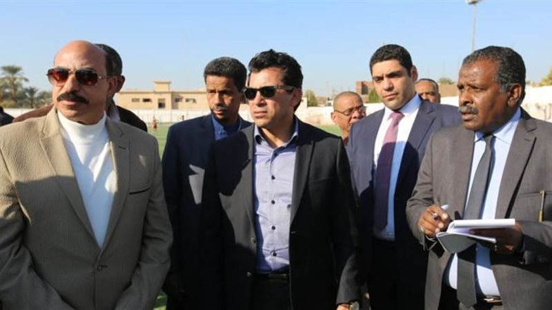 وزير الرياضة يوجه ببدء التوسع في العملية الاستثمارية بالمدينة الشبابية في العريش 1 3021713873606