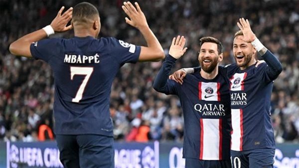 باريس سان جيرمان يحقق فوزا كبيرا على لوريان 4-1 ويقترب بقوة من التتويج بالدوري الفرنسي 1 411713989283