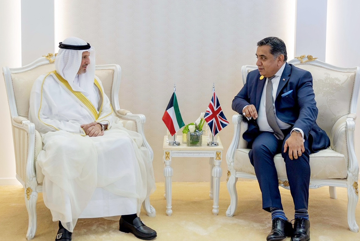وزير الخارجية البريطاني يتعهد بتدشين "حقبة جديدة" في العلاقات مع آسيا الوسطى 1 4242fe95 c7da 4b8c 862f dce2103bd21a1713806463