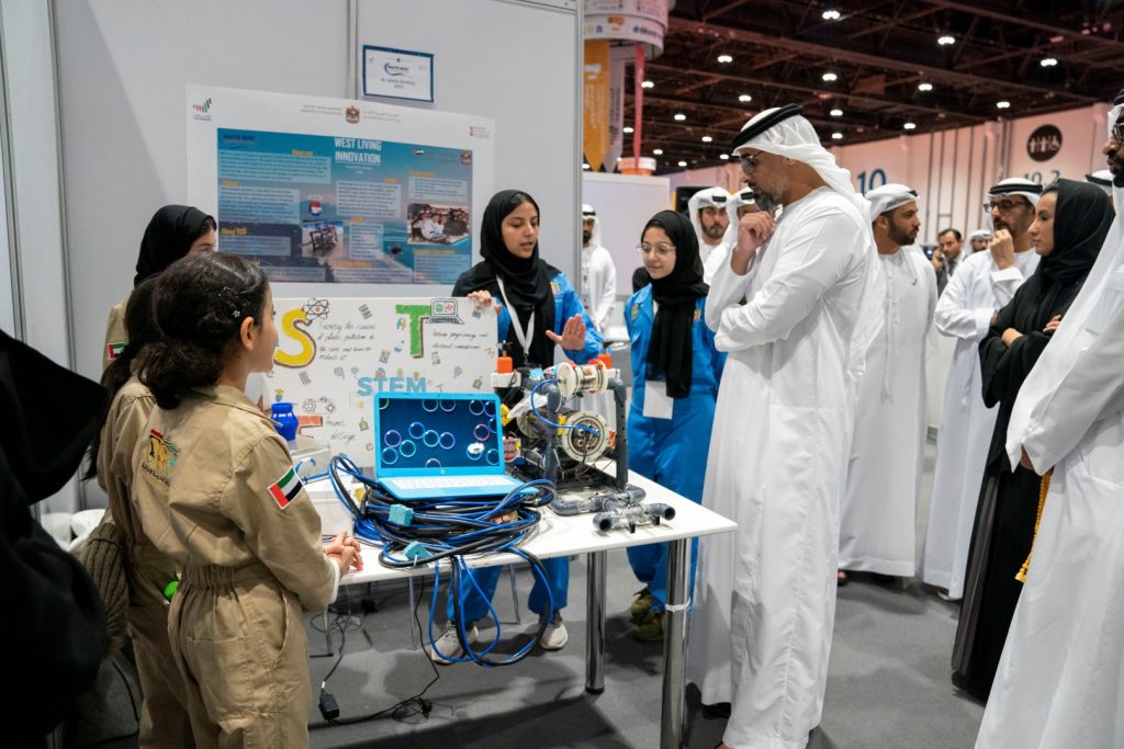 "الإنتاج الحربي" تشارك بجناح في ملتقى الشباب الدولي للإبداع والابتكار بالذكاء الاصطناعي 1 4487530561045818991714483024