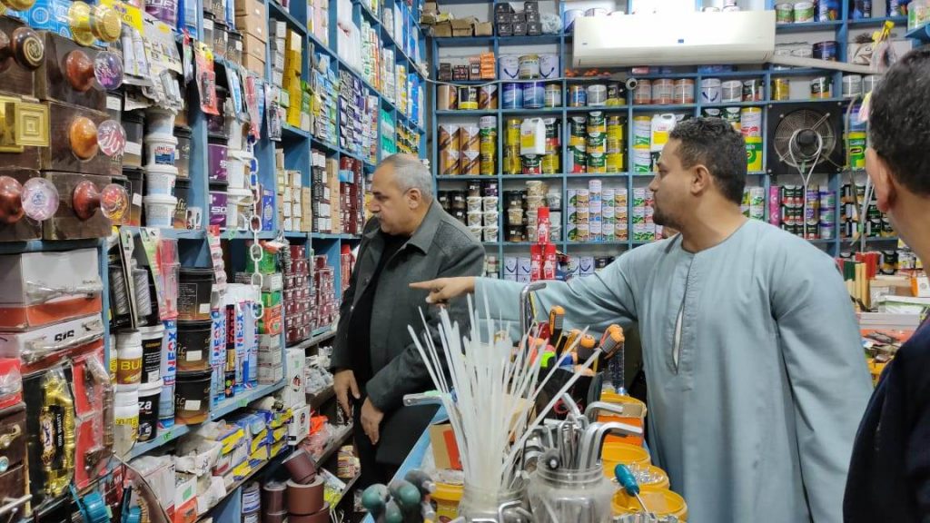 محافظ الإسكندرية يوجه بمراقبة الأسواق وإلزام التجار بالإعلان عن الأسعار 1 6011713255965