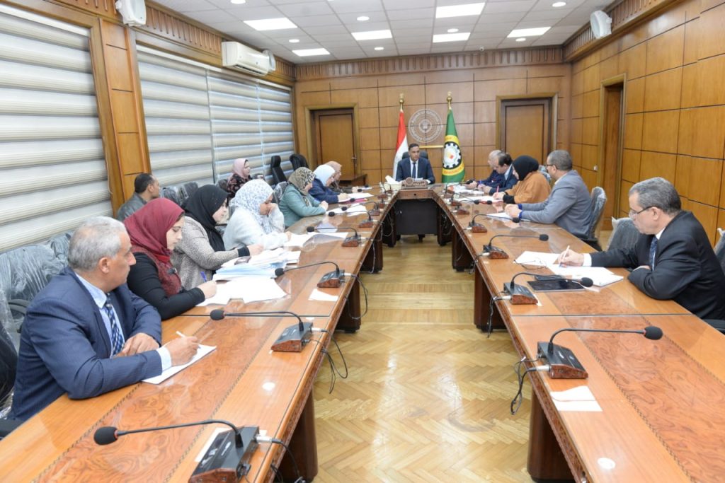 محافظ الدقهلية يؤكد أهمية تعظيم موارد الاعلانات والاستغلال الأمثل لتلك الموارد 1 7511711981203