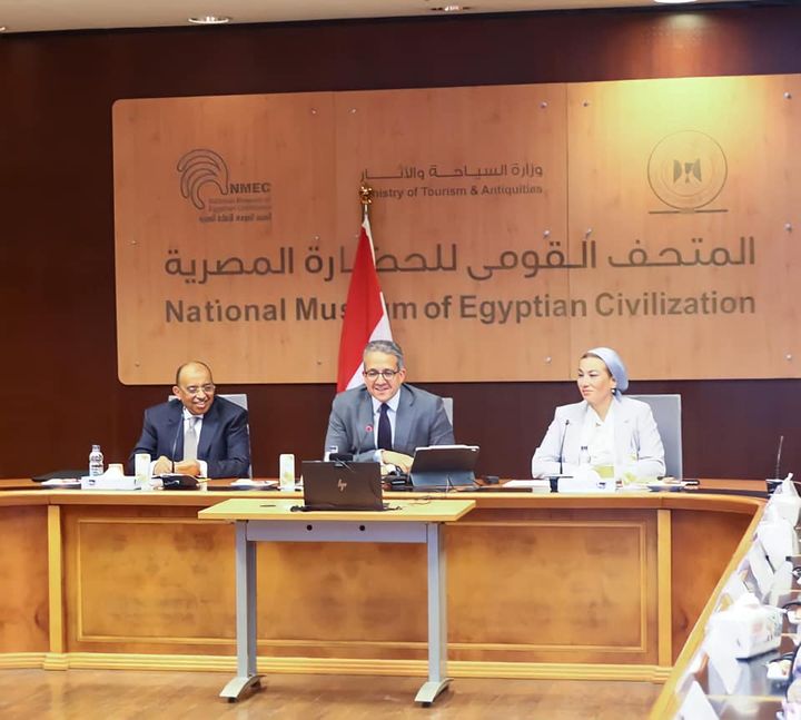 وزراء البيئة والتنمية المحلية والسياحة يناقشون منظومة التخلص الآمن من المخلفات بالمنشآت السياحية 1 871621712572627