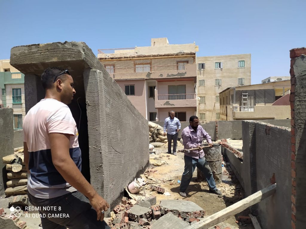 أحياء الإسكندرية تشن حملات مكثفة لإزالة البناء المخالف 1 911714217104