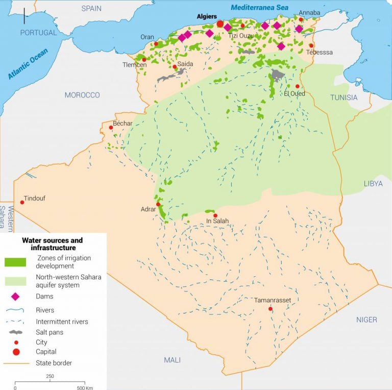 اتفاقية بين الجزائر وتونس وليبيا من أجل التشاور حول إدارة المياه الجوفية المشتركة 1 Algeria water infrastructure 1024px