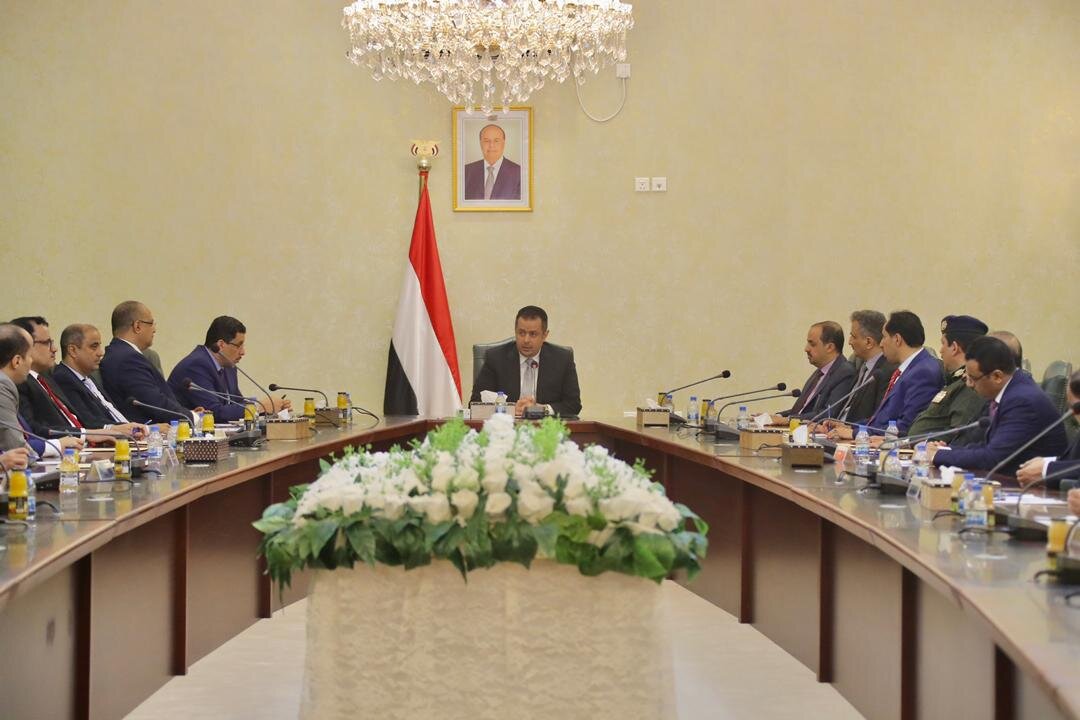 الحكومة اليمنية تجدد دعمها وترحيبها لكافة الجهود الإقليمية والدولية الرامية إلى إحلال السلام بالبلاد 1 EqkXUKbXYAAjh2E1713217211