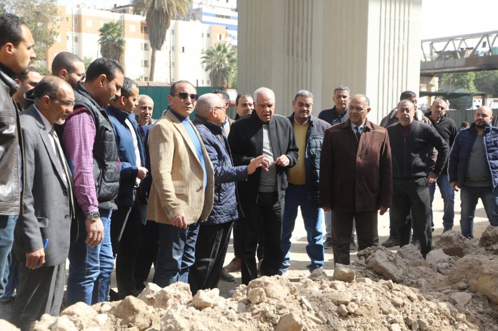 محافظ الجيزة يوجه ببدء أعمال تطوير الطريق السطحي أسفل محور كمال عامر ببولاق الدكرور 1 IMG 20230209 WA00451714127523