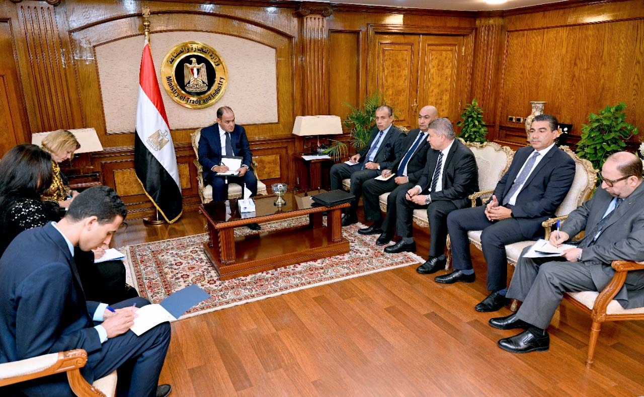 وزير التجارة: نحرص على الاستفادة من الخبرات الصناعية لفرنسا في توطين عدد من الصناعات 1 WhatsApp Image 2022 09 05 at 11712512444