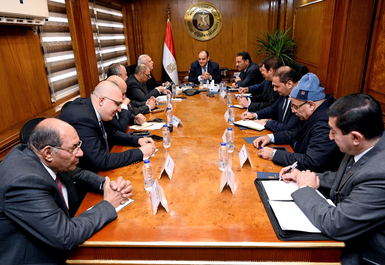 وزير التجارة: حريصون على تقديم كافة أشكال الدعم لتعزيز نفاذ الصادرات إلى الأسواق الخارجية 1 WhatsApp Image 2023 01 25 at 101713868208