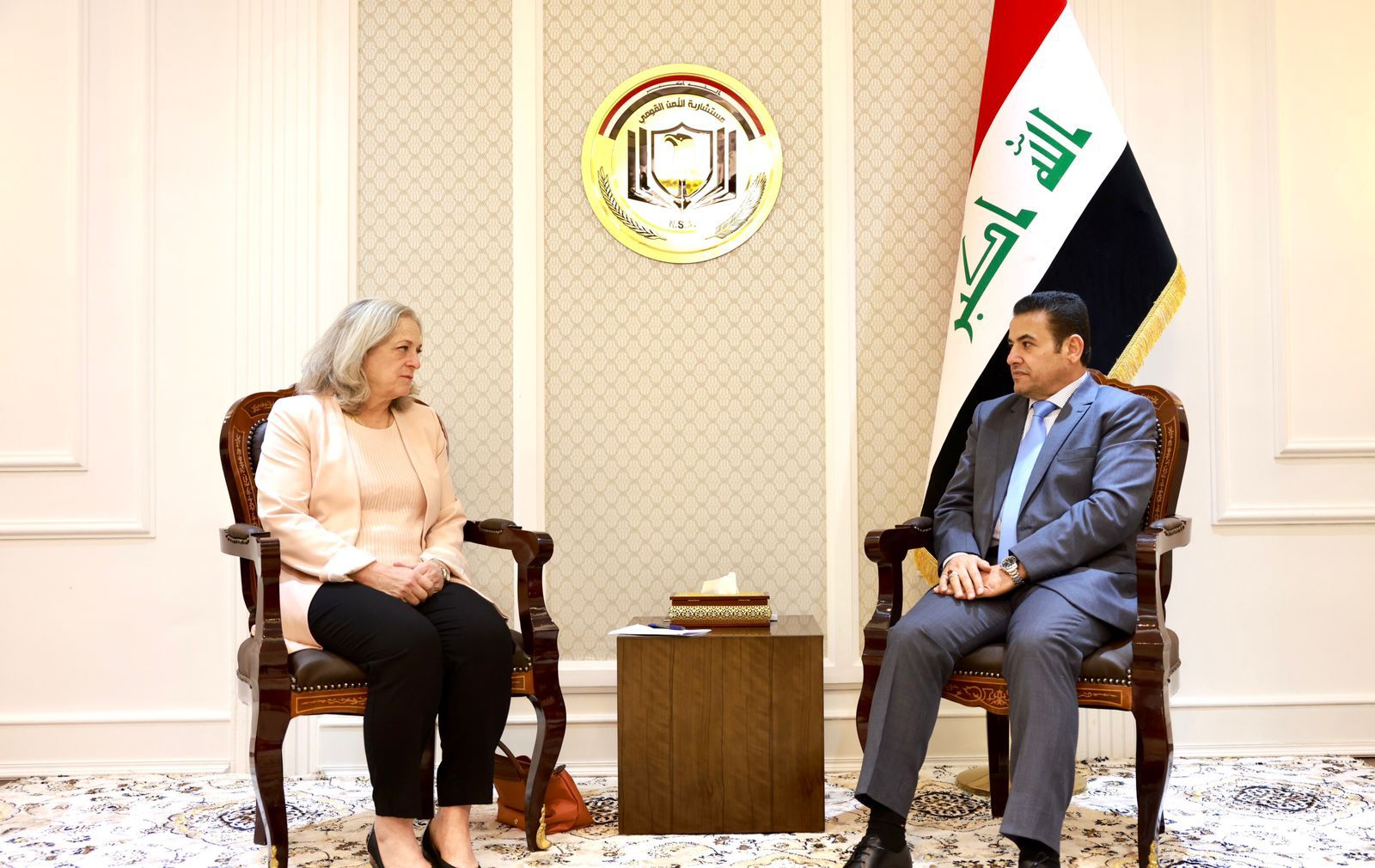 العراق والولايات المتحدة يبحثان التعاون في مجالات تأمين الحدود ومكافحة المخدرات والتدريب 1 WhatsApp Image 2023 05 09 at 21713299285