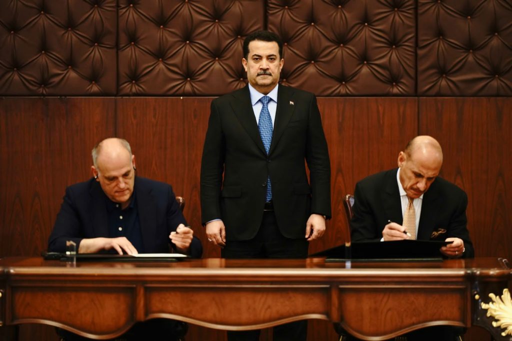 العراق والكويت يوقعان عقد شراكة استراتيجي لإمرار حركة الاتصالات الدولية إلى أوروبا 1 WhatsApp Image 2023 06 04 at 21712493305