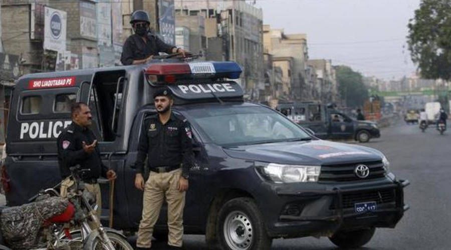 الشرطة الباكستانية تعلن مقتل أربعة أشخاص في كمين نصبه مسلحون شمال غربي البلاد 1
