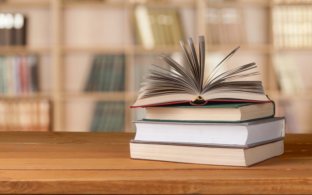 "المركزي للإحصاء": ارتفاع عدد دور الكتب والمكتبات إلى 1409 مكتبات في 2022 1 books 21713880623