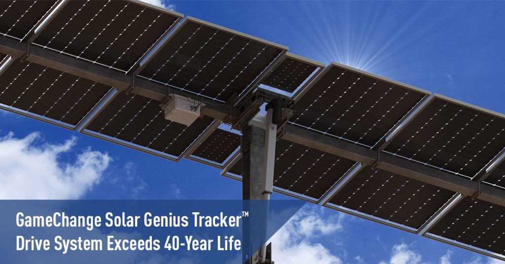جلوبال (8): جهاز Genius Tracker™ من شركة GameChange Solar أسرع في التثبيت من أجهزة تتبع المحور الواحد المنافسة 1 gamechange solar genius tracker drive system exceeds 40 year life1712239204