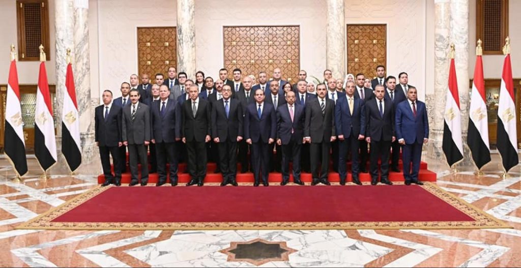 المحافظون يهنئون الرئيس السيسي لأدائه اليمين الدستورية.. إضافة /2/ 1 governor shuffle 1600px1712076963