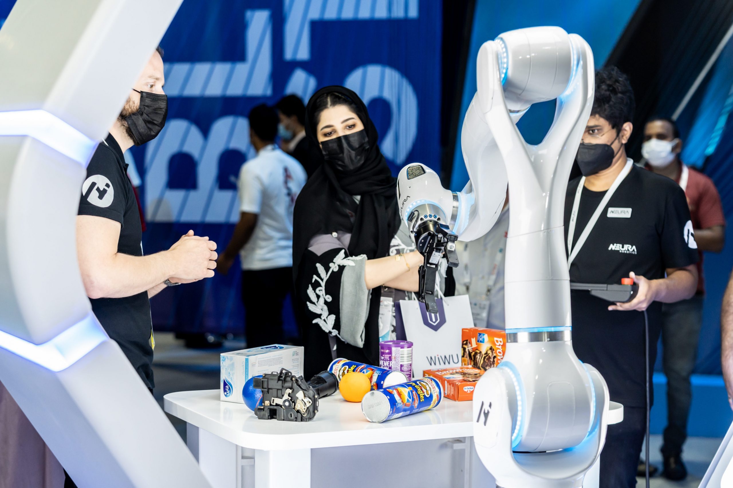 جلوبال 4:روكويل اوتوميشن ومايكروسوفت تعرضان جملة من الحلول التكنولوجية المبتكرة خلال معرض هانوفر بالمانيا 1 image1713771184 scaled