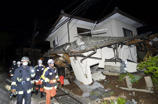 إصابة 8 أشخاص جراء زلزال جنوب غربي اليابان 1 japan earthquake1713430746