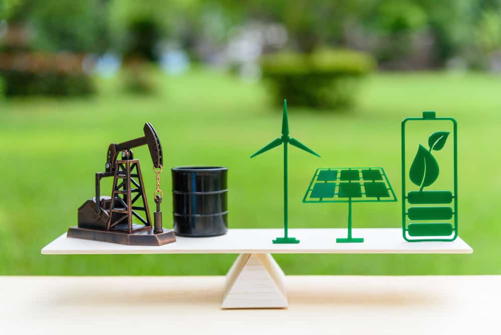 جوتيريش: أنوار عصر الوقود الأحفوري تنطفئ .. والطاقة المتجددة فرصة للتنمية المستدامة 1 shutterstock 11124296061714287723