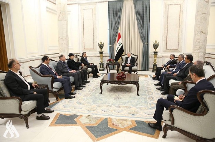 الرئيس العراقي يؤكد أهمية ترسيخ الأمن والاستقرار باعتباره ركيزة أساسية للنهوض بالبلاد 1 upload 1677071203 2627718741714299917