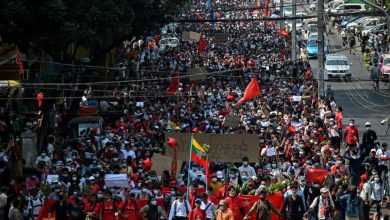 استمرار الاحتجاجات ضد الانقلاب العسكري في ميانمار1712920327