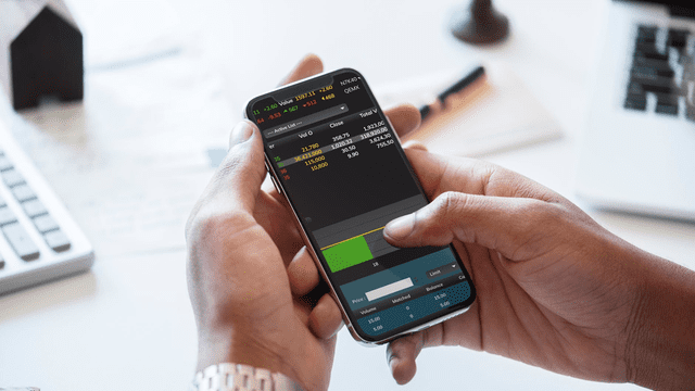 نشرة جلوبال (1): الإصدار المطوّر من تطبيق SquaredFinancial للتداول عبر الهاتف المحمول متاح الآن 1 التداول في سوق المال لا يمكن أن يخضع للهوى والأمزجة الشخصية انما هو علم يحتاج للخبرة والمعرفة1713162012