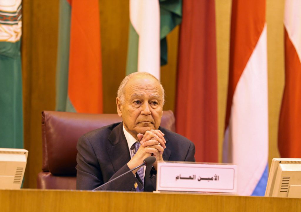 " ابوالغيط " : "قمة البحرين" تكتسب أهمية كبيرة بواقع التوقيت الدقيق الذي تُعقد فيه 1 أحمد أبو الغيط الأمين العام لجامعة الدول العربية1715529845