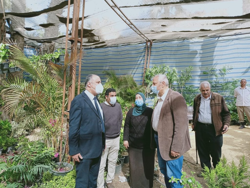غدا.. انطلاق فعاليات معرض زهور الربيع بالمتحف الزراعي بالدقي 1 د علاء عزوز يتفقد معرض زهور الربيع1716049143