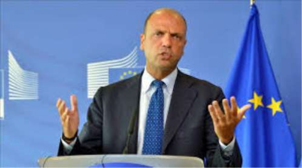 وزير الخارجية الإيطالي يؤكد عدم مشاركة جنود بلاده في الحرب بأوكرانيا 1 وزير الخارجية الإيطالى أنجيلينو ألفانو1716287525