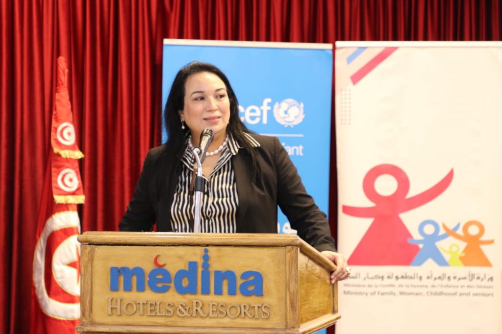 وزيرة الأسرة التونسية تفتتح الملتقى العربي لأدب الطفل 1 1 111717097103