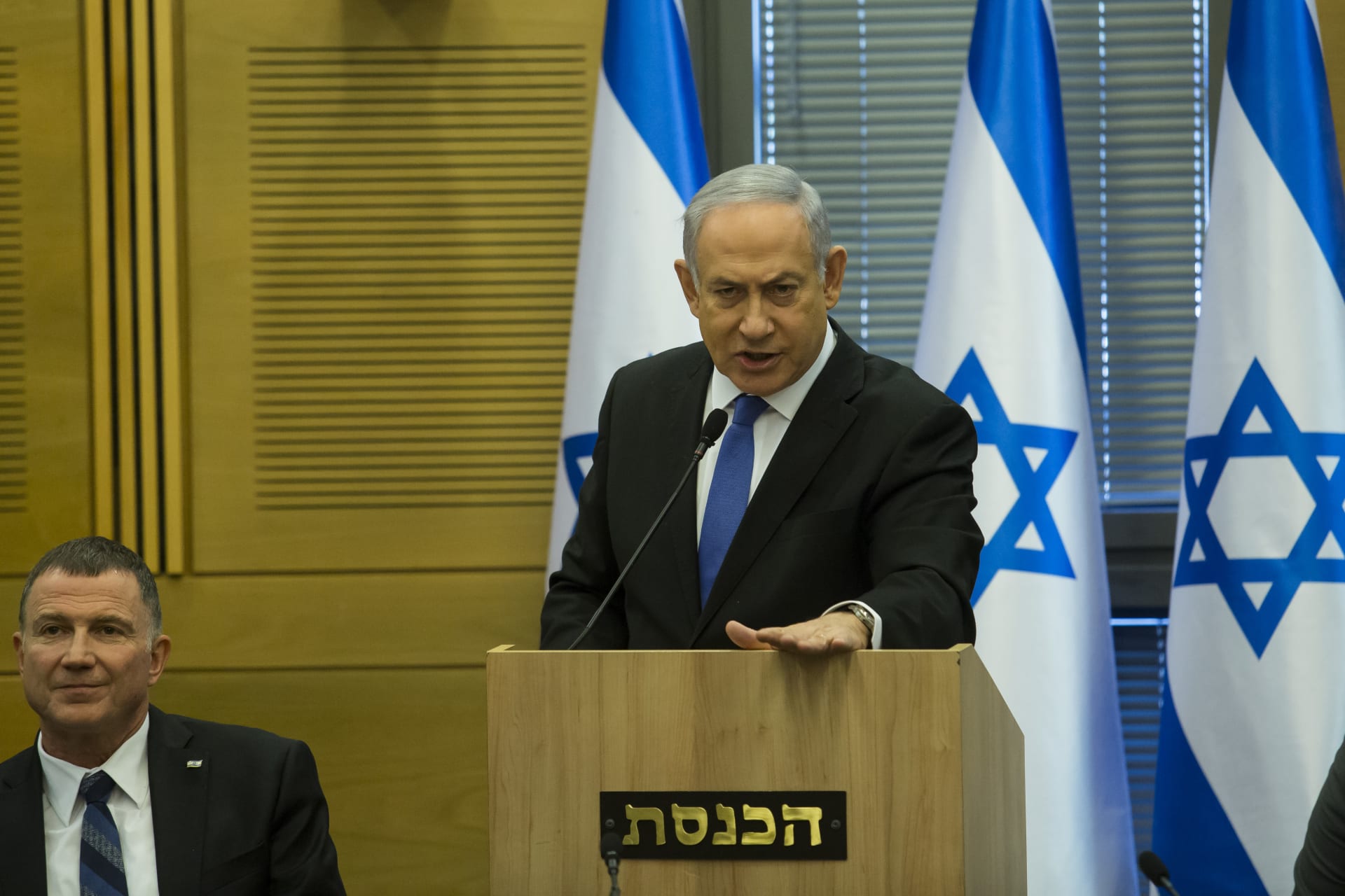 رئيس الوزراء الفلسطيني: إسرائيل تستخدم الاقتطاعات من أموال المقاصة كعقاب للشعب الفلسطيني 1 1404911715543043