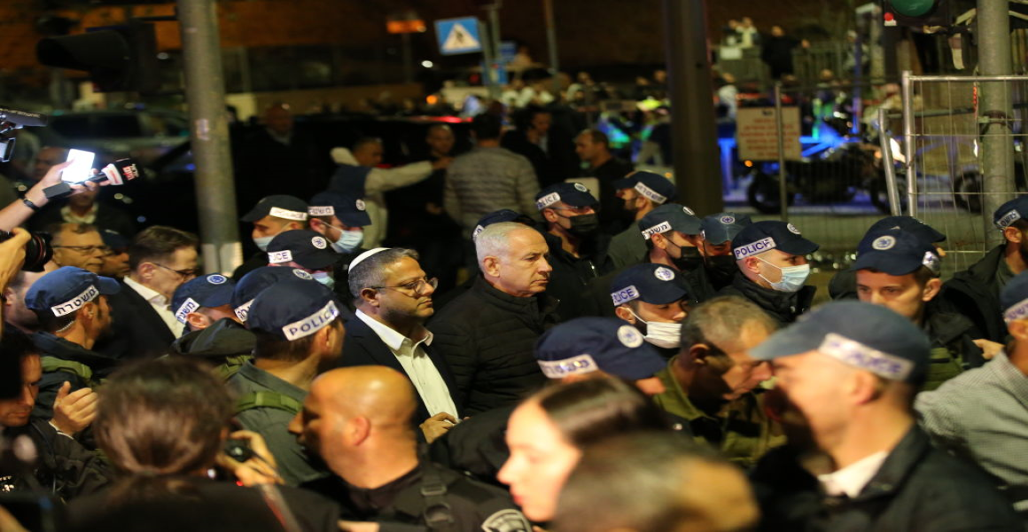 خبير عسكري إسرائيلي يهاجم نتنياهو وقادة الجيش.. ويقول إنهم يدفعون إسرائيل نحو النهاية 1 145 41716720604