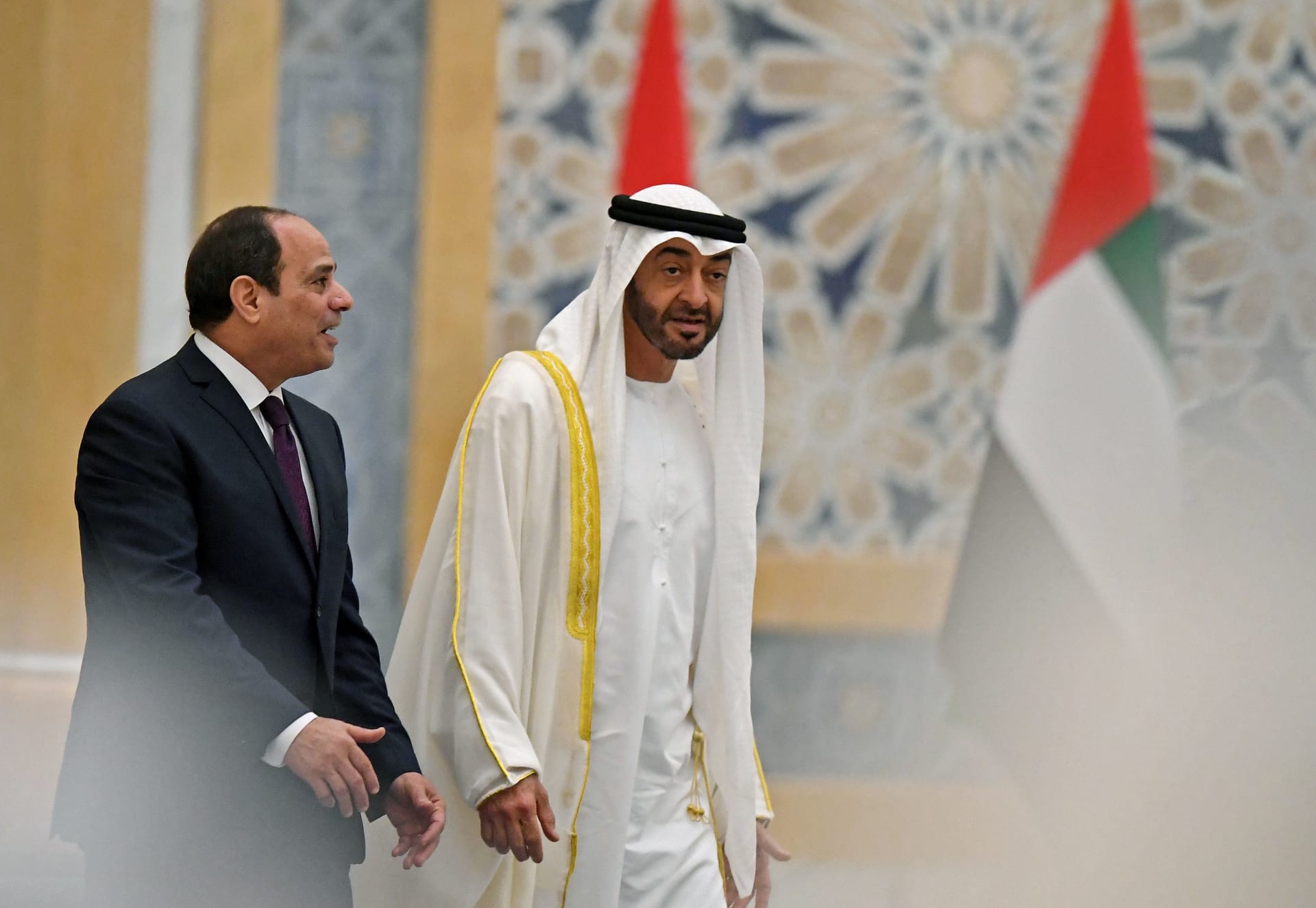 لقاء أخوي بين الرئيس السيسي والشيخ محمد بن زايد على هامش منتدى التعاون العربي الصيني ببكين 1 1833561717168504