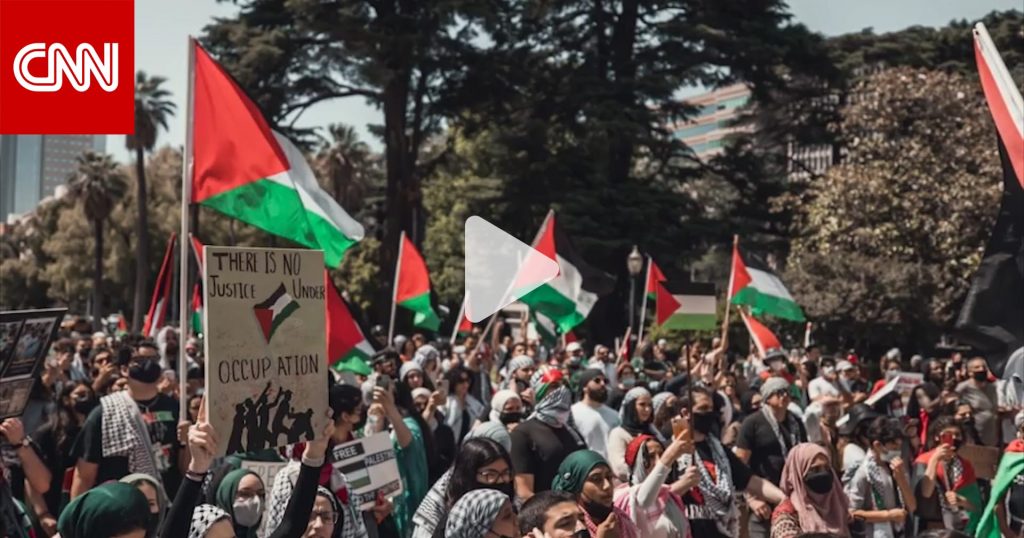 ماكرون يستنكر بشدة محاولات عرقلة عمل الجامعات بسبب المظاهرات الطلابية المؤيدة لفلسطين 1 1851251714899363