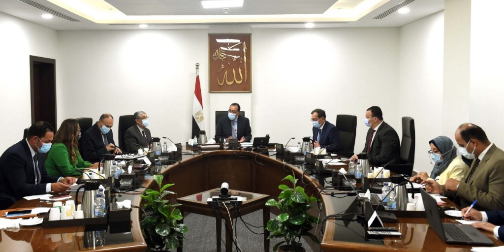 مدبولي: تكليف وزيري الكهرباء والبترول بوضع سيناريو لإنهاء وقف تخفيف الأحمال مع نهاية التوقيت الصيفي 1 2501716818643