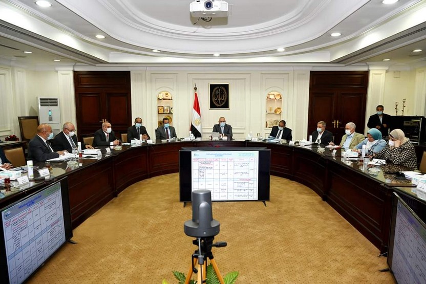 وزير الإسكان يتابع جهود قطاع المرافق لتعظيم الاستفادة من الحمأة الناتجة عن معالجة الصرف الصحي 1 29 111716544686