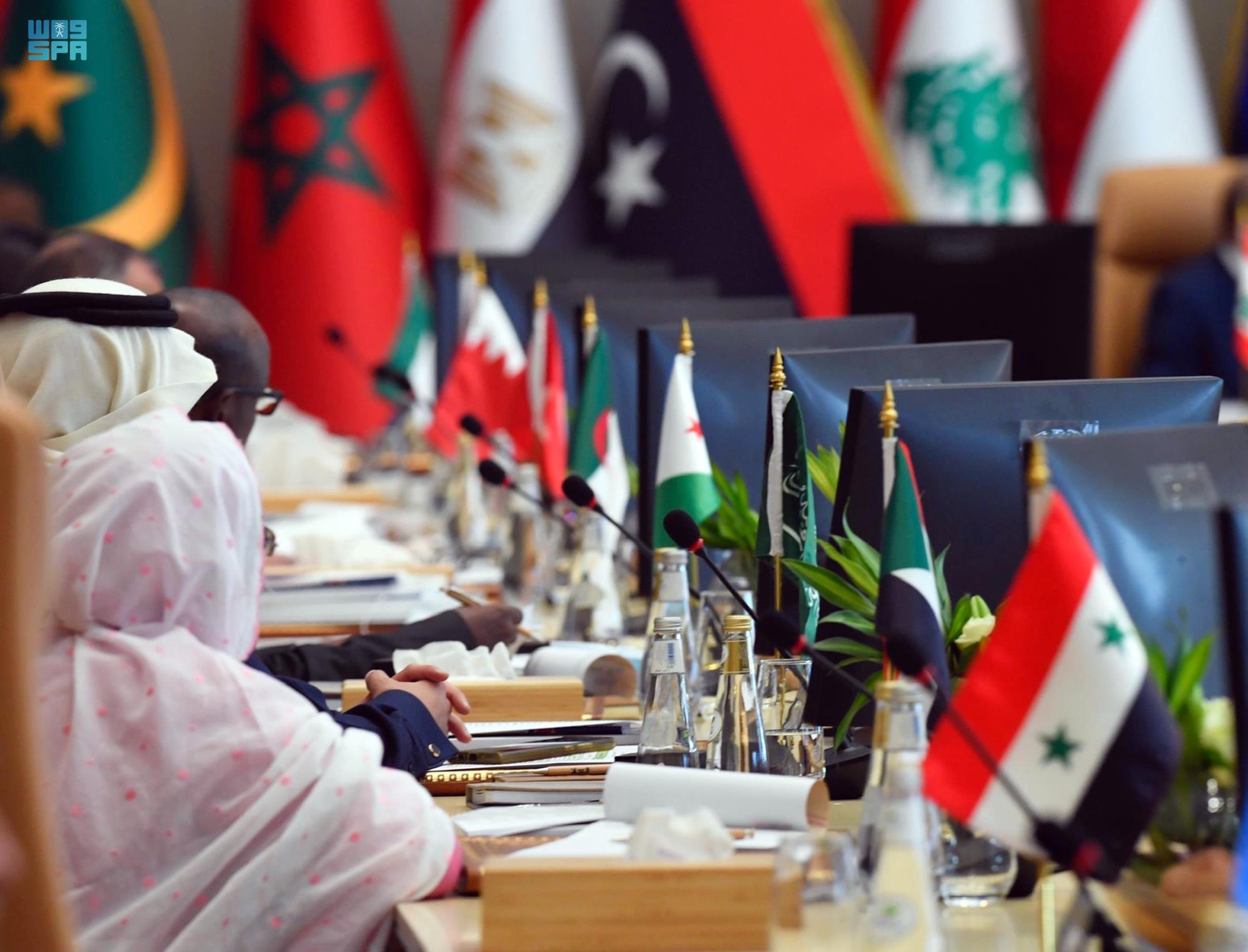 نشرة جلوبال (13): برئاسة المملكة العربية السعودية في مدينة جدة: المجلس التنفيذي لـ"الألكسو" يقر معالجة الأوضاع التربوية والثقافية للدول العربية في النزاعات والأزمات والكوارث 1 3 41715887803
