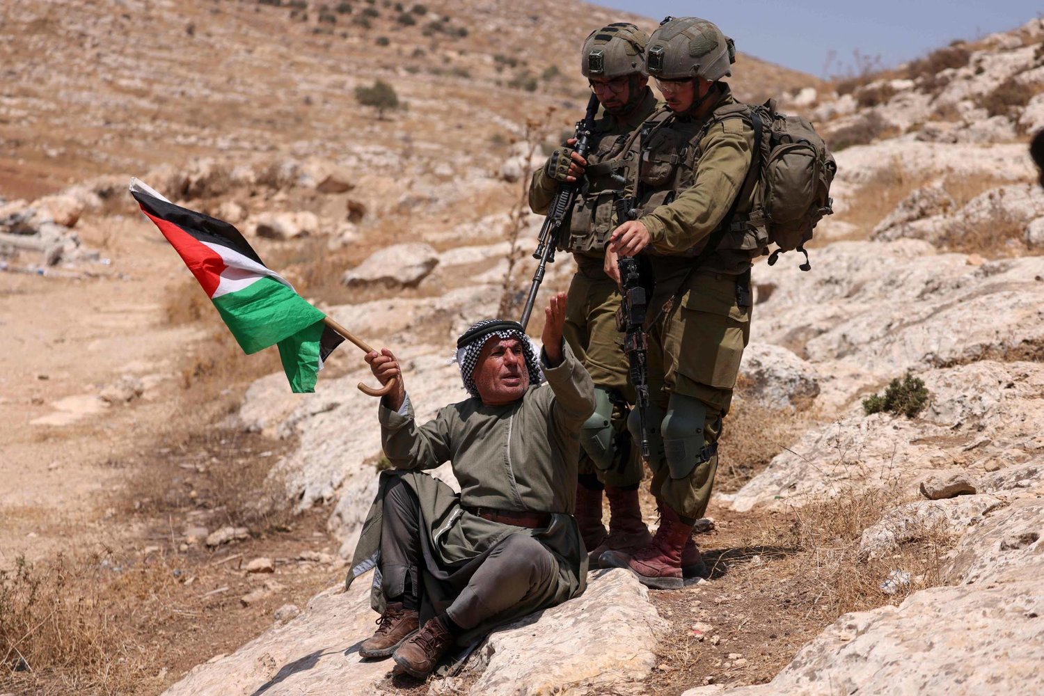 الرئاسة الفلسطينية تُحذر من بدء الاحتلال الإسرائيلي بارتكاب جريمة إبادة جماعية في "رفح" 1 3026381714988045