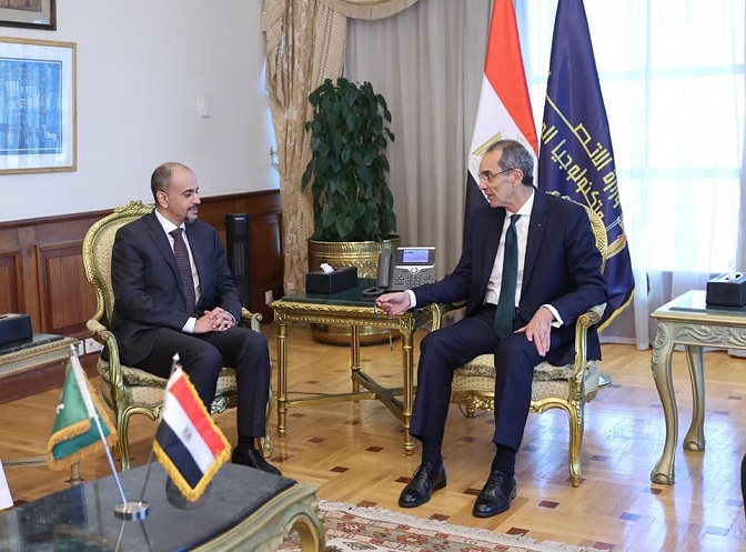 وزير الاتصالات يؤكد أهمية التعاون بين مصر والأردن في مجالات التحول الرقمي والكابلات البحرية 1 33 21715198704