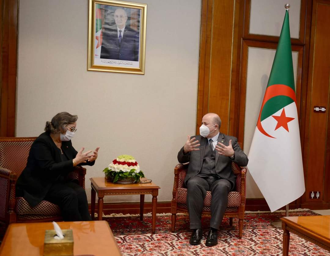 وزيرة الصناعة التونسية:تذبذب أسعار النفط والغاز يمثل هاجسا كبيرا لمعظم دول العالم خاصة المستوردة 1 FB IMG 16540029810441716034863