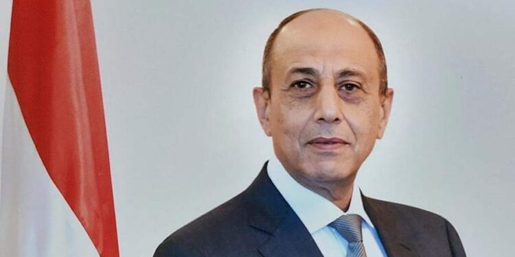 وزير الطيران المدني يهنئ العاملين بالشركة الوطنية لخدمات الملاحة الجوية على تجديد اعتماد شهادة الأيزو "DNV" 1 FB IMG 1667834367306 e1667837642675
